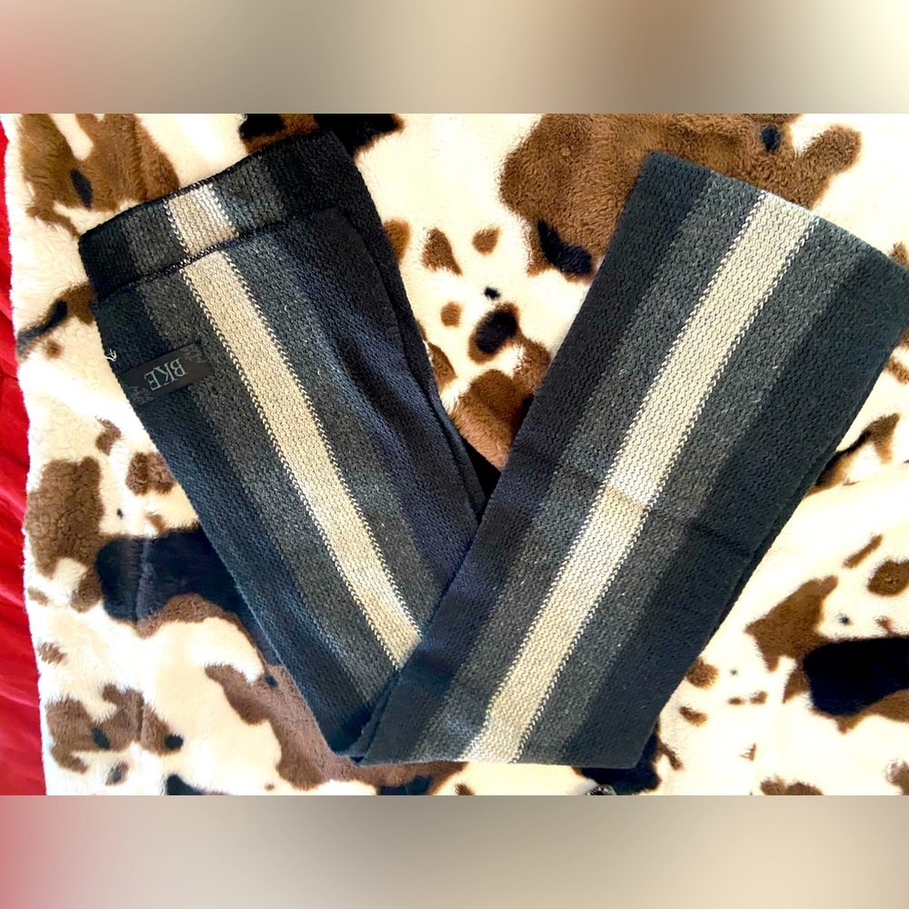 BKE knit scarf